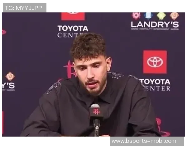 申京生涯第11场比赛创佳绩30分10板5助仅次于哈登和大梦成为队史第三多